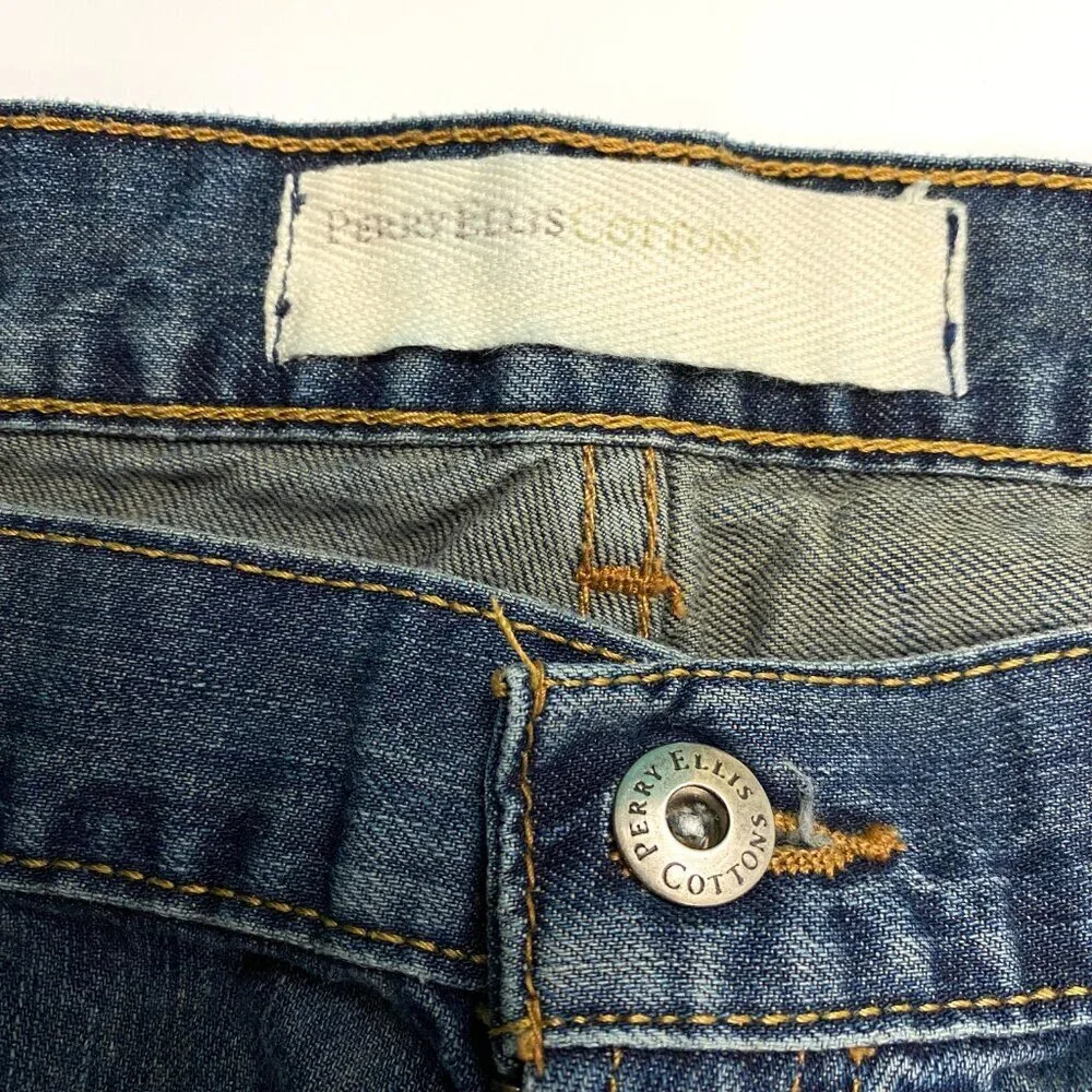 Perry‎ Ellis Straight Leg Women's size 44x30 Dark Wash Blue Denim jeans